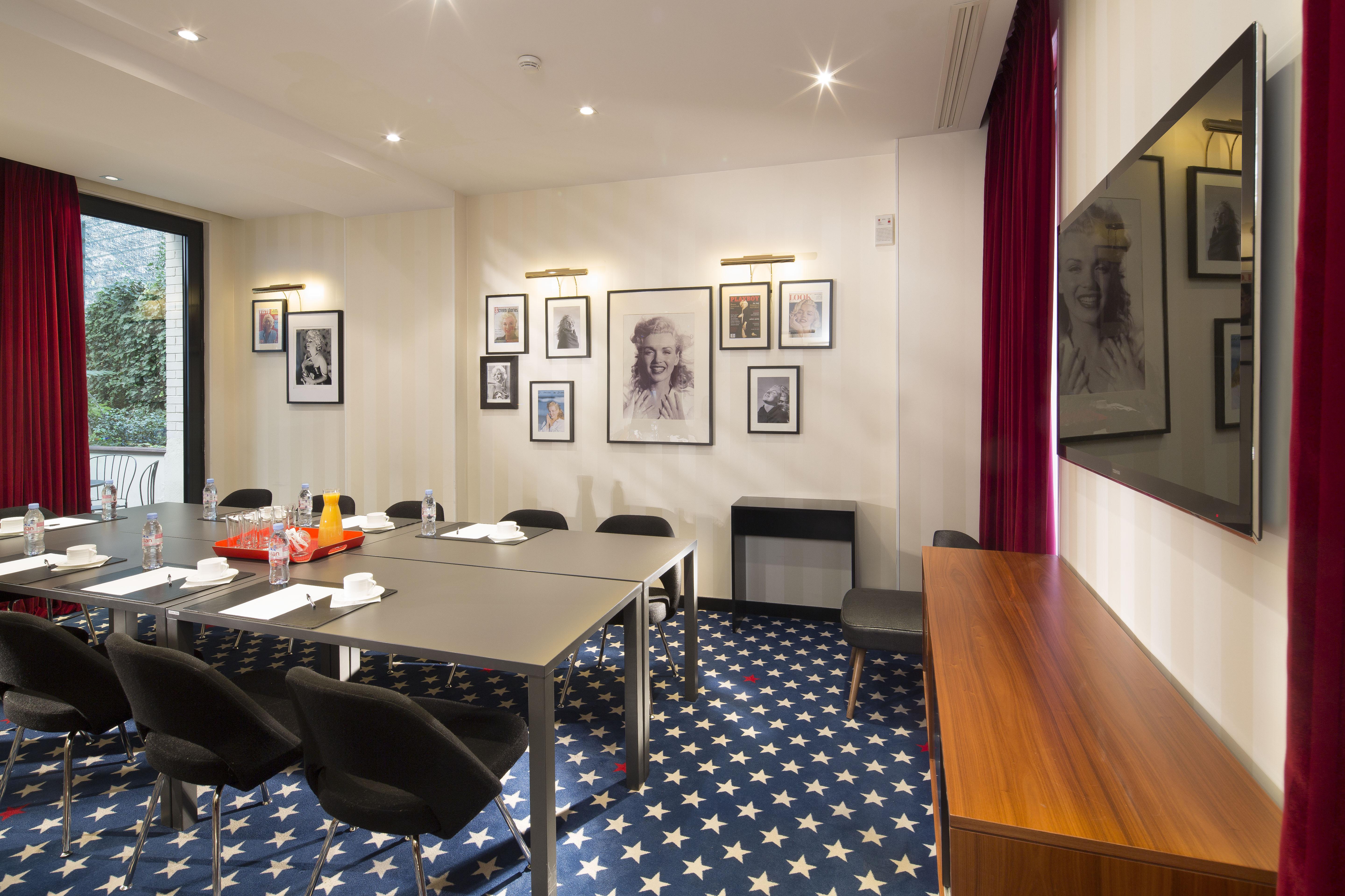 Platine Hotel Paris Exterior photo