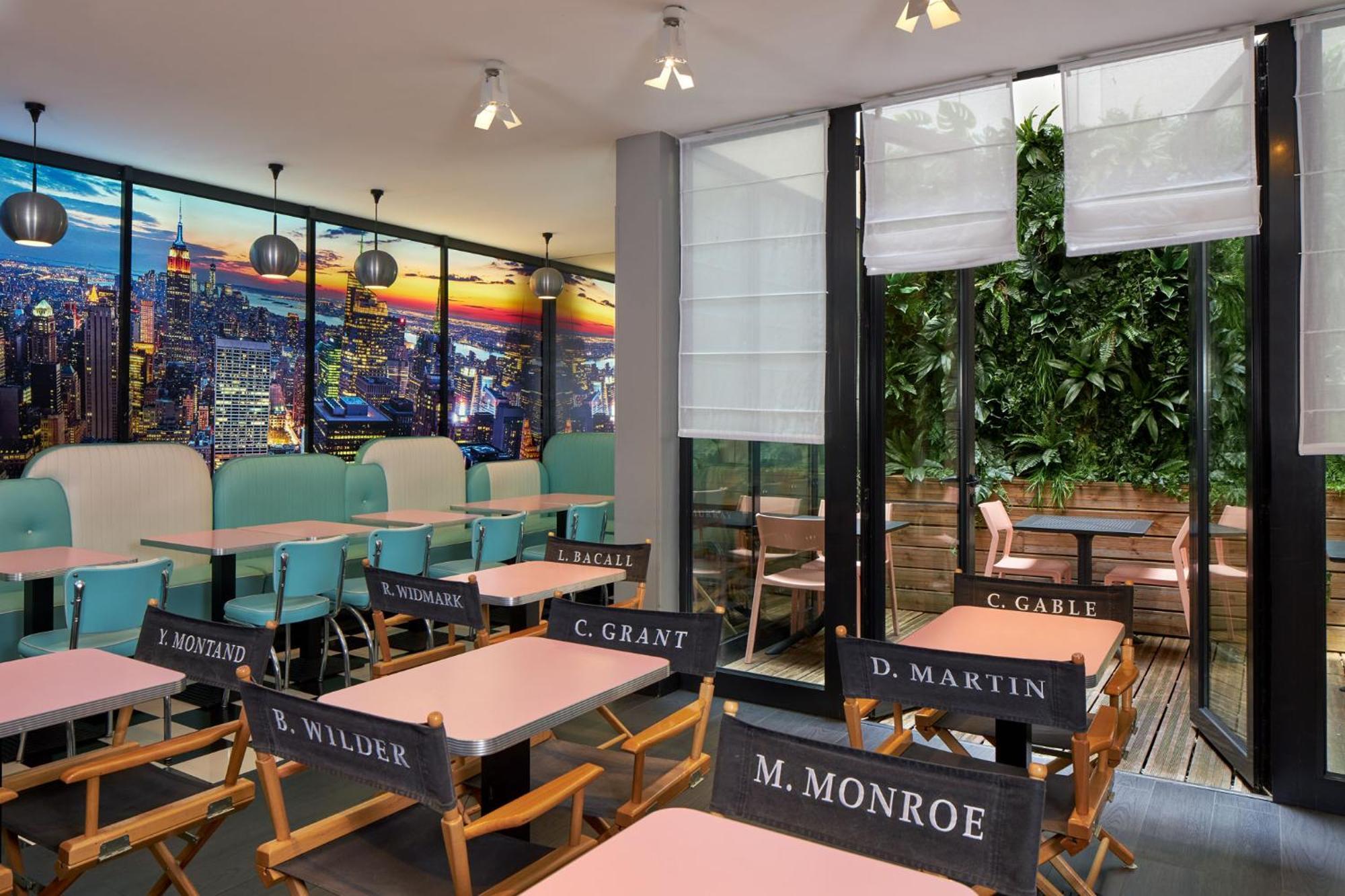 Platine Hotel Paris Exterior photo